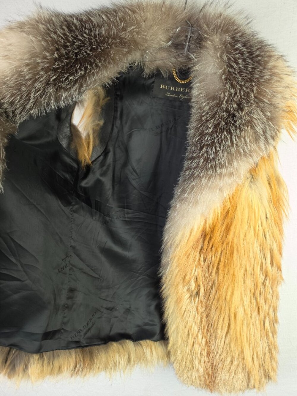 Rare Burberry Runway Golden Fox Fur Gilet Vest Italy Goat Suede size 4 OpenFront - Picture 12 of 16